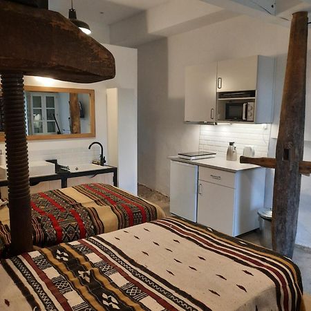 Dormir Au Pressoir Montagnieu  Zewnętrze zdjęcie
